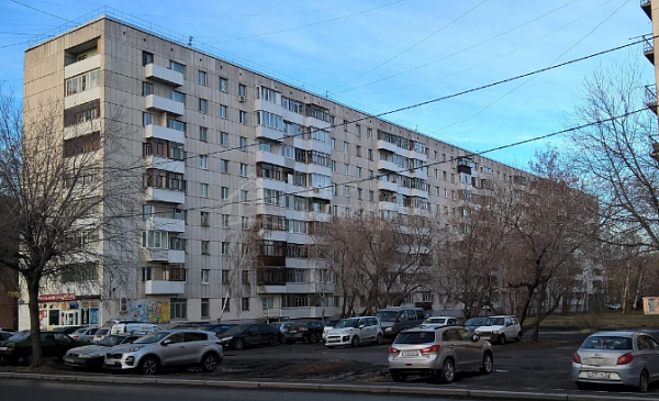 3-к квартира, 56 кв.м., улица Республики, 196