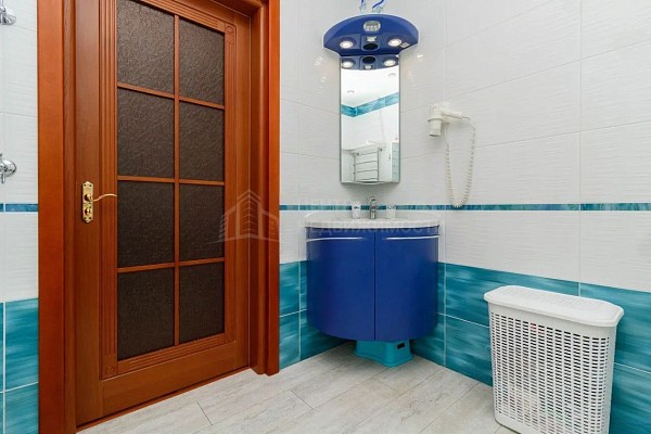 6-к квартира, 282 кв.м.
