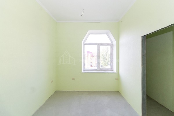 Дом с участком, 200 кв.м.