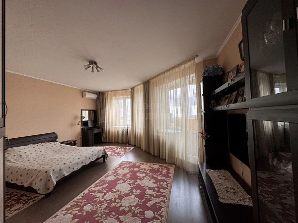 2-к квартира, 83 кв.м.