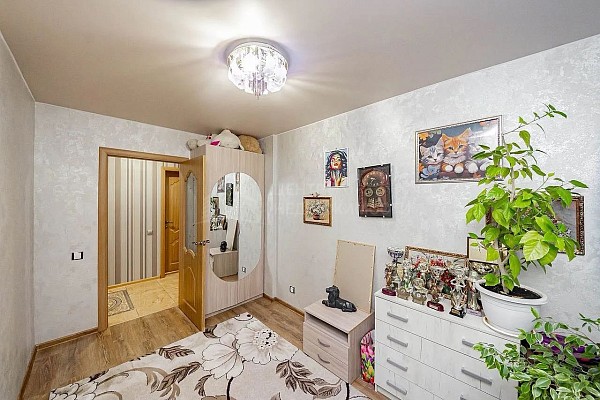 3-к квартира, 74 кв.м. 3-к квартира, 74 кв.м.
