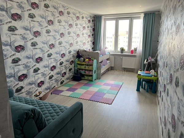 2-к квартира, 81 кв.м.