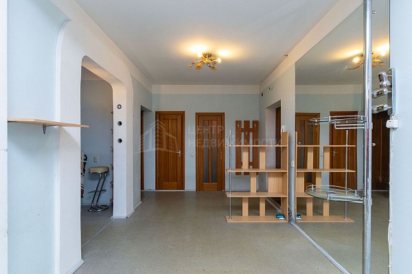 2-к квартира, 71 кв.м.
