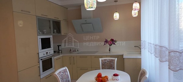 2-к квартира, 60 кв.м.
