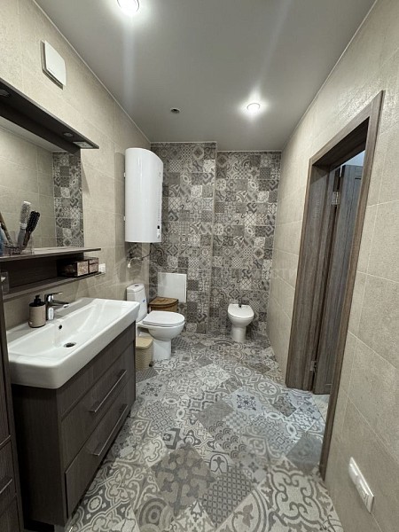 2-к квартира, 84 кв.м.