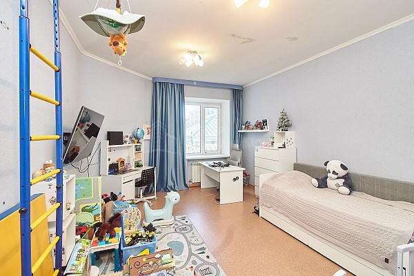 4-к квартира, 136 кв.м.