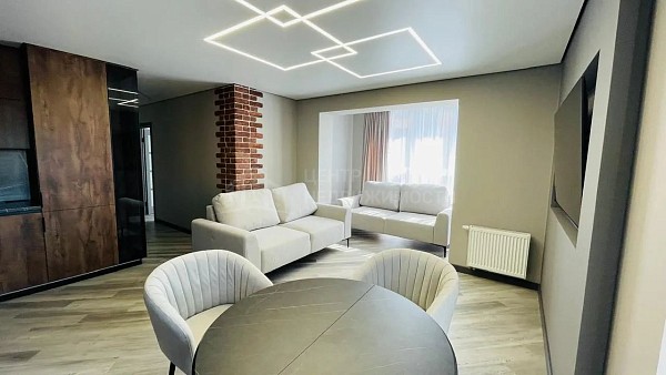 3-к квартира, 80 кв.м.