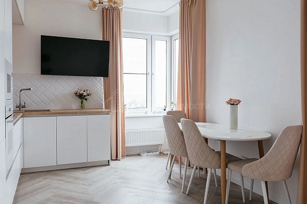 2-к квартира, 57 кв.м.