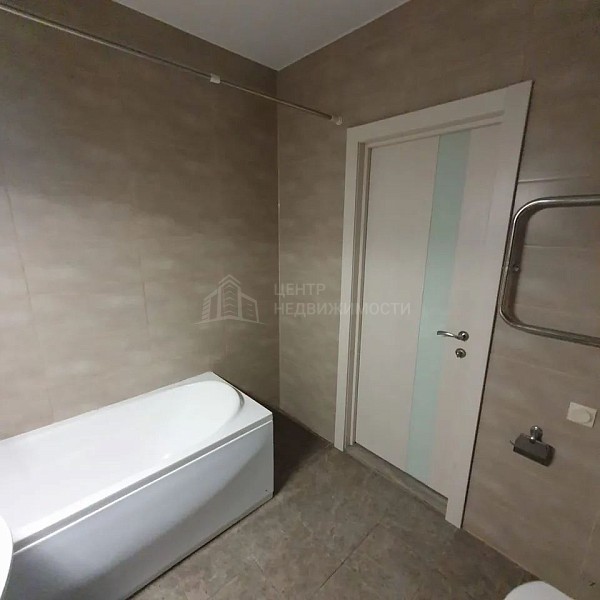 2-к квартира, 65 кв.м.