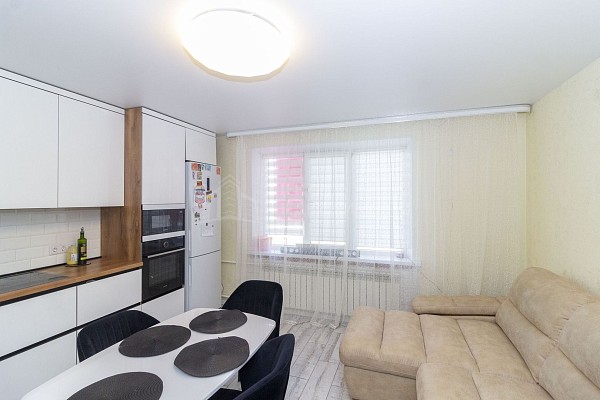 4-к квартира, 81 кв.м.