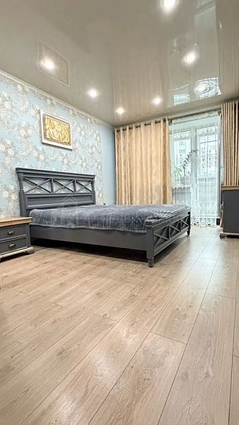 2-к квартира, 60 кв.м.