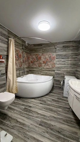 2-к квартира, 64 кв.м.