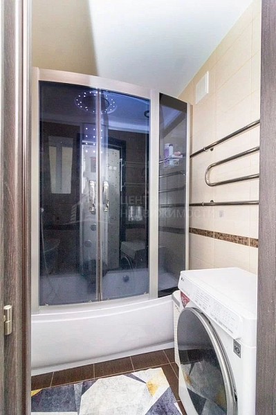 2-к квартира, 60 кв.м.