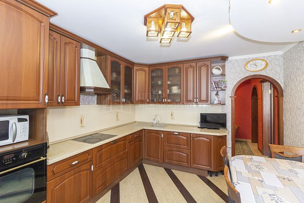 3-к квартира, 90 кв.м.
