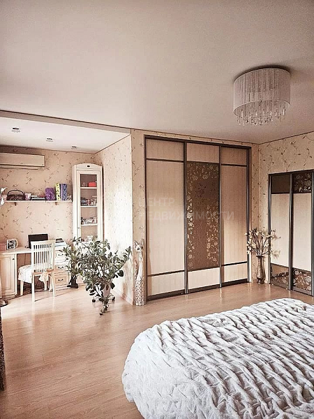 3-к квартира, 108 кв.м. 3-к квартира, 108 кв.м.