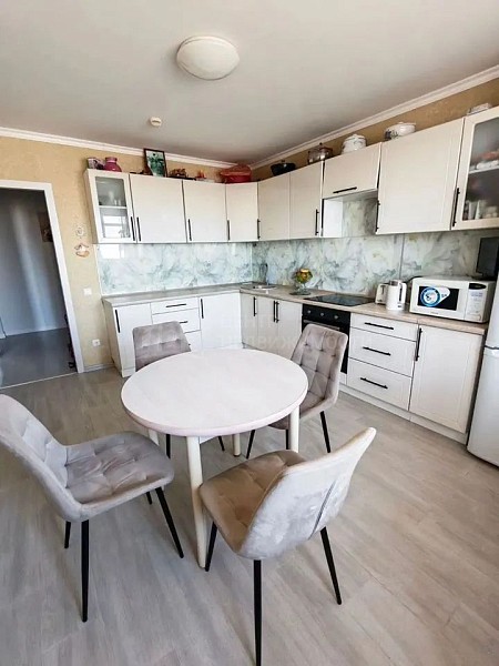 3-к квартира, 90 кв.м.