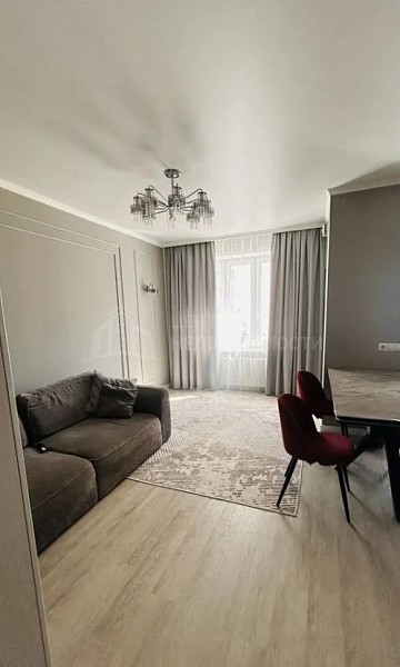3-к квартира, 90 кв.м.