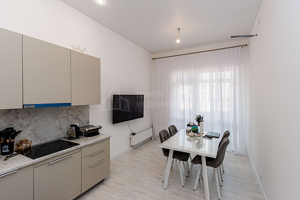 2-к квартира, 57 кв.м.