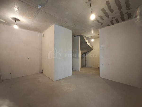 2-к квартира, 70 кв.м.