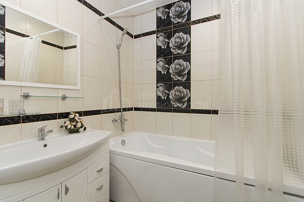 2-к квартира, 73 кв.м.