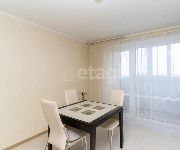 3-к квартира, 90 кв.м.