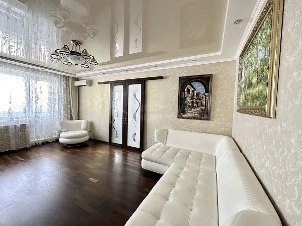 3-к квартира, 96 кв.м. 3-к квартира, 96 кв.м.