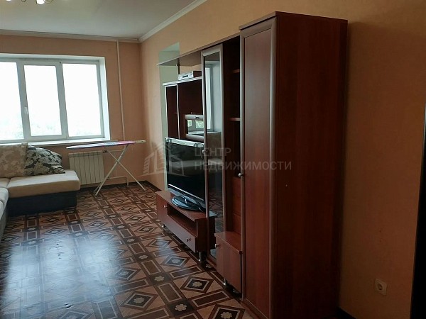 2-к квартира, 76 кв.м.