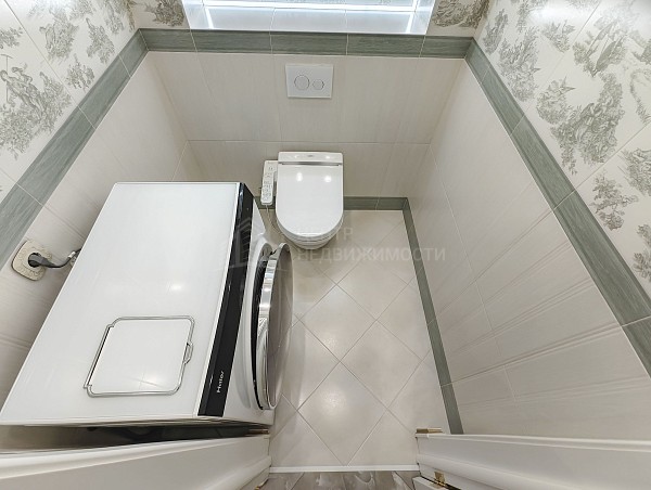 2-к квартира, 70 кв.м.