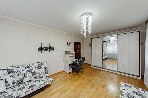 3-к квартира, 118 кв.м.