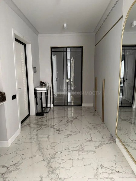 7-к квартира, 232 кв.м.