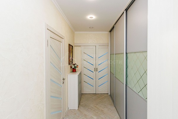 2-к квартира, 61 кв.м.