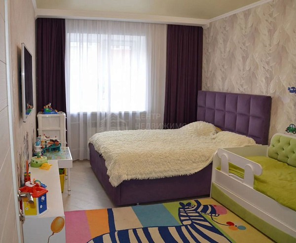 2-к квартира, 77 кв.м.