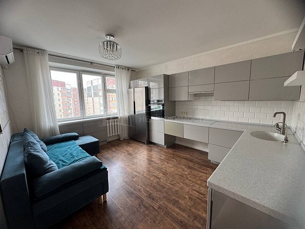2-к квартира, 72 кв.м.