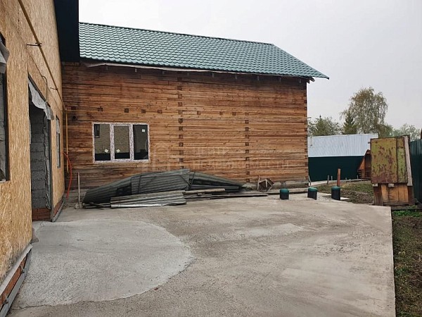 Дом с участком, 176 кв.м. Дом с участком, 176 кв.м.
