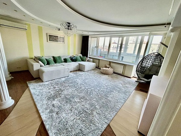 3-к квартира, 162 кв.м.
