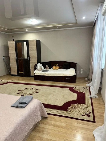 2-к квартира, 74 кв.м.