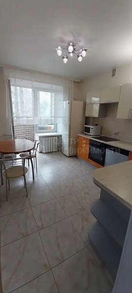 2-к квартира, 72 кв.м.
