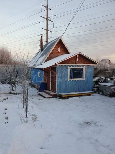 Дом с участком, 107 кв.м.