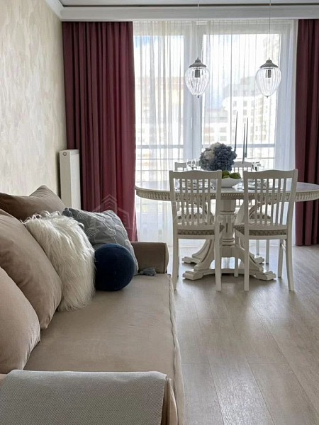 3-к квартира, 82 кв.м.
