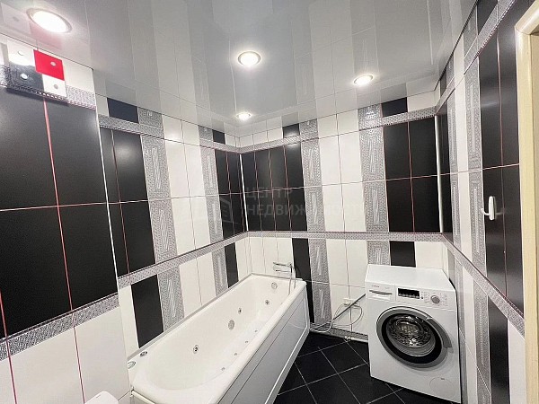 1-к квартира, 77 кв.м.