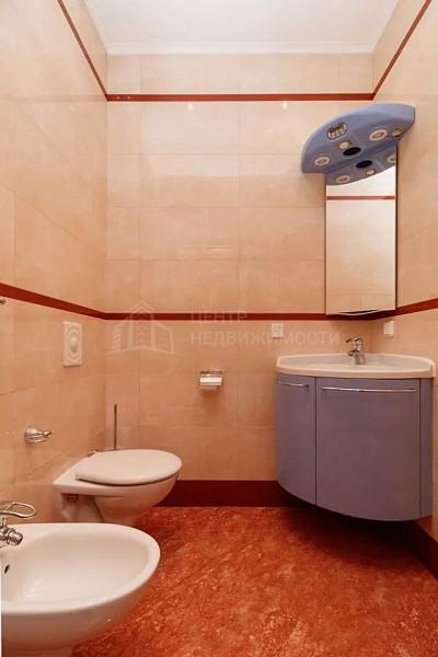 6-к квартира, 282 кв.м.