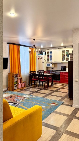 4-к квартира, 97 кв.м.