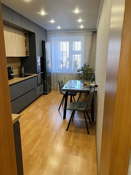 2-к квартира, 65 кв.м.