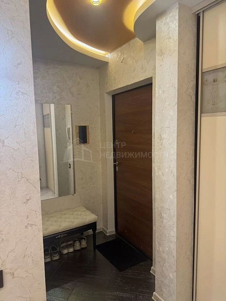 2-к квартира, 77 кв.м.