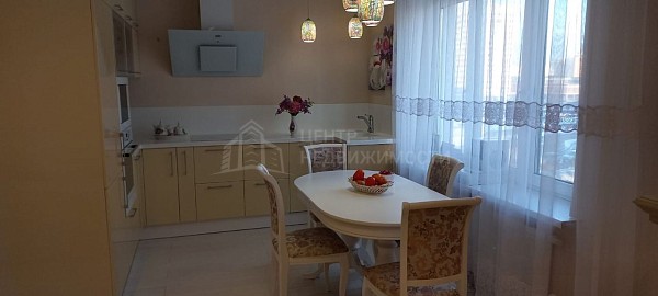 2-к квартира, 60 кв.м.