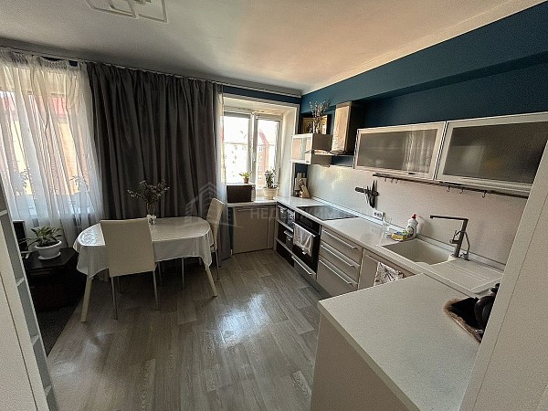 2-к квартира, 57 кв.м.