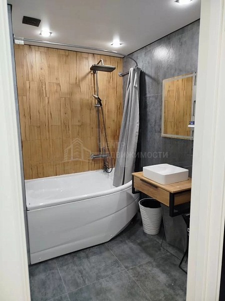 2-к квартира, 72 кв.м.
