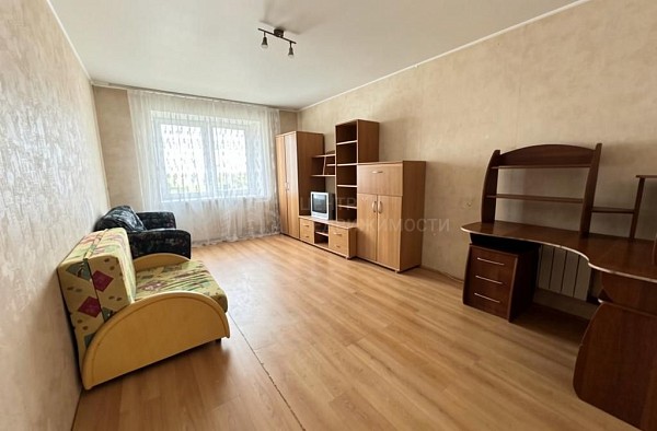 2-к квартира, 70 кв.м.
