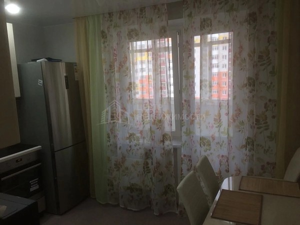 2-к квартира, 78 кв.м.