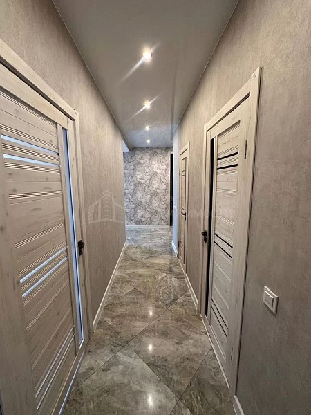 2-к квартира, 72 кв.м.